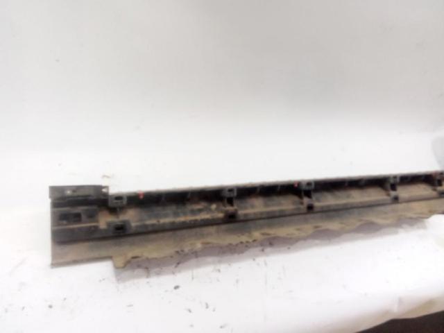 51713330866 BMW Подножка правая купить в Черновцы