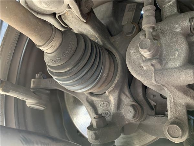 517151J600 HYUNDAI Цапфа (поворотный кулак) передний левый купить в Николаев