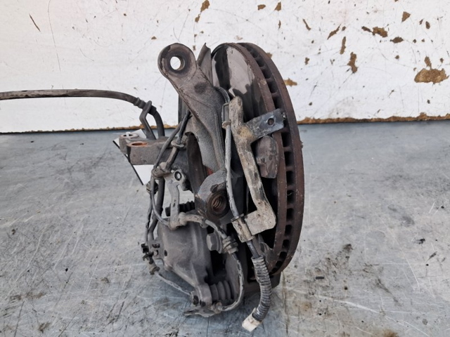 HYUNDAI 517161K000 Цапфа (поворотный кулак) передний правый в наличии Павлоград
