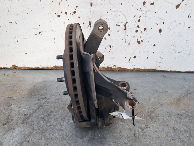 HYUNDAI 517161K000 Цапфа (поворотный кулак) передний правый в наличии Ужгород