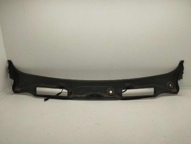 BMW 51717180743 Решетка дворников в наличии Каменское