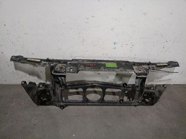 51718159610 BMW Рамка радиатора купить в Ужгород
