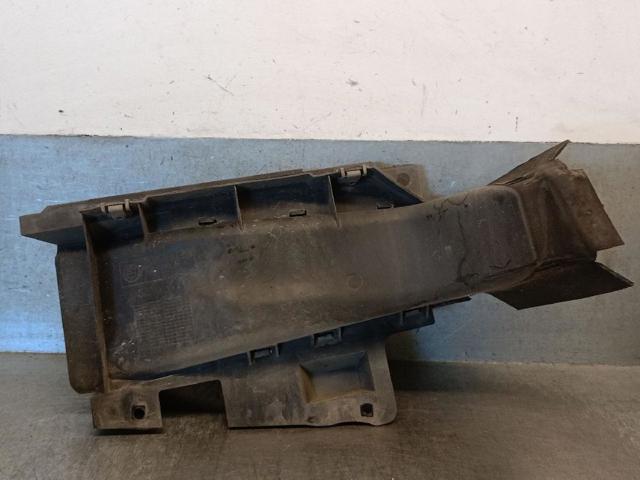 51718197928 BMW Воздуховод тормозного диска правый купить в Черкассы