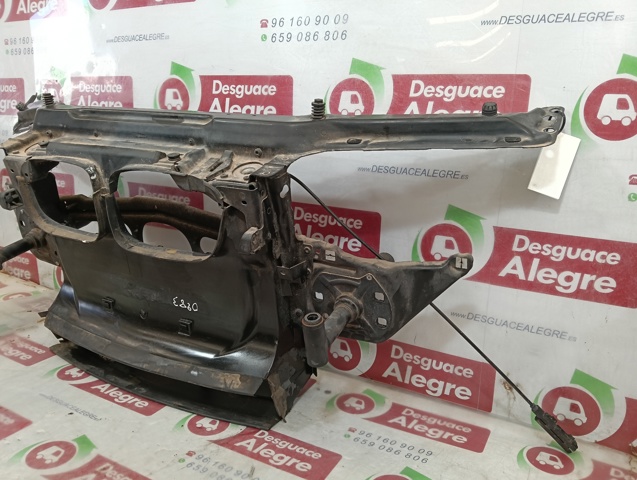 51718202831 BMW Воздуховод (дефлектор) радиатора купить в Днепр