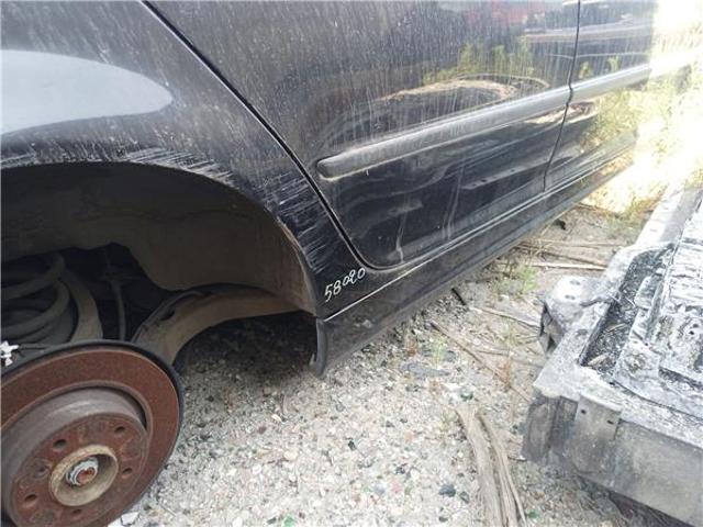51718211944 BMW Порог внешний правый купить в Ровно