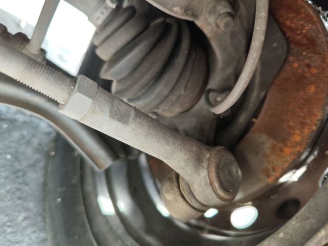 51759680 FIAT Цапфа (поворотный кулак) передний правый купить в Сумы