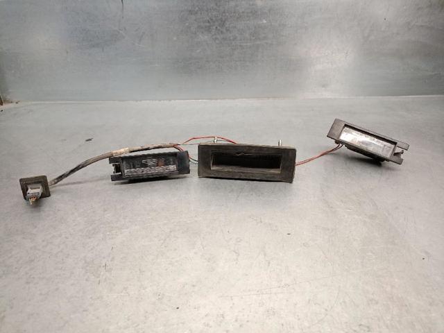 Suporte de maçaneta externa de 3ª/5ª porta traseira 5176733 Opel