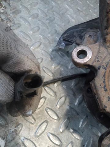 51776377 FIAT Цапфа передняя правая купить в Украина
