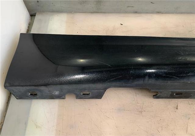BMW 51777046348 Порог внешний правый в наличии Черновцы