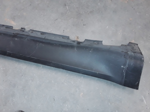 BMW 51777176234 Накладка (молдинг) порога наружная правая в наличии Житомир