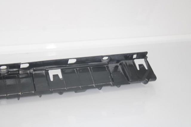 BMW 51777207198 Крепление порога в наличии Черкассы