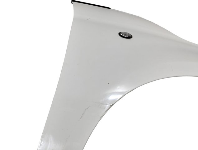 Pára-lama dianteiro esquerdo 51785336 FIAT