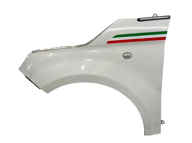 Pára-lama dianteiro esquerdo 51785336 FIAT