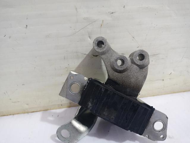 51792716 FIAT Передняя опора двигателя купить в Кривой Рог