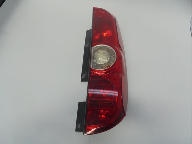 Lanterna traseira direita para Fiat Doblo Wagon / Wagon 1.3 D Multijet 199A3000 51810673