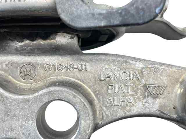 FIAT 51815197 Подушка (опора) двигателя правая в наличии Запорожье