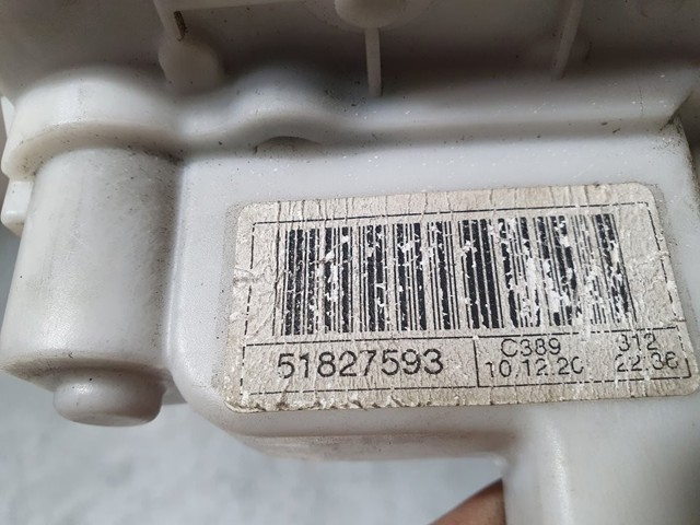 FIAT 51827593 Замок двери передней правой в наличии Черкассы