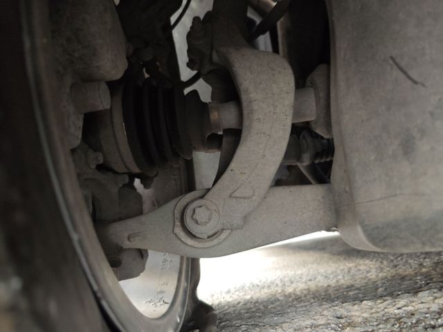 51842924 FIAT Рычаг передней подвески нижний правый купить в Ирпень