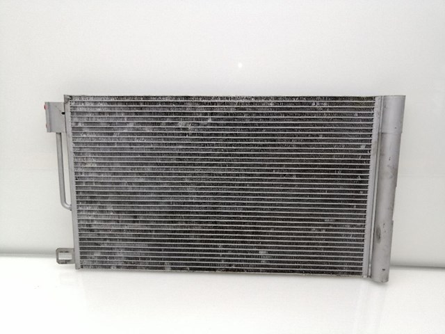Condensador de ar condicionado para Fiat Grande Punto 1.4 (95 cv) 199a6000 51931470