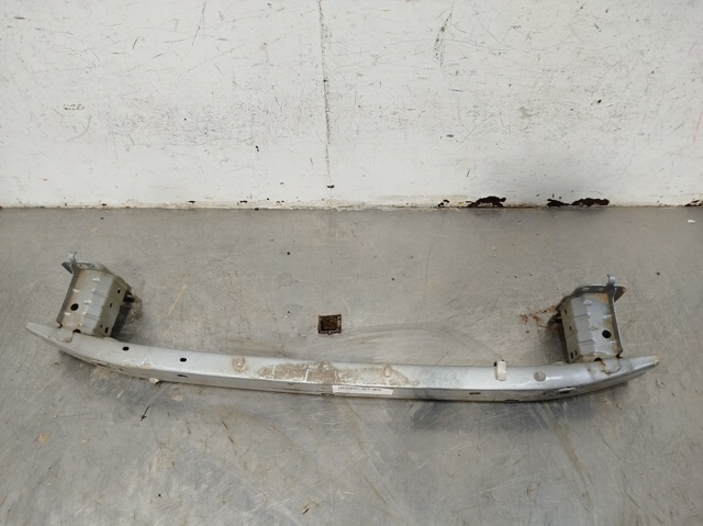 Reforçador do pára-choque dianteiro Toyota Auris E15