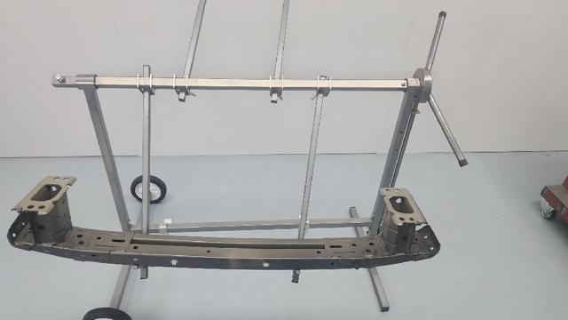 TOYOTA 520210F021 Усилитель переднего бампера в наличии Житомир