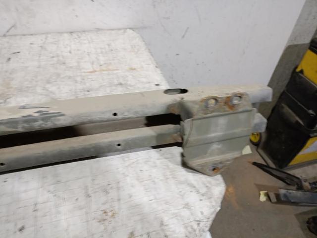 Reforçador do pára-choque traseiro Toyota Corolla R10