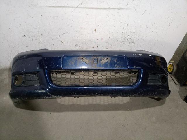 Pára-choque dianteiro Toyota Corolla R10