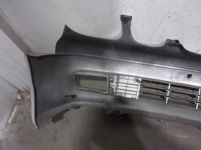 TOYOTA 5211930936 Передний бампер в наличии Винница
