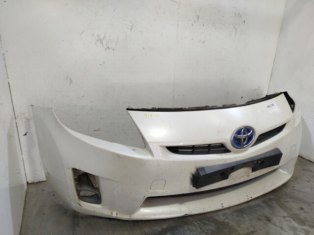 TOYOTA 5211947915 Передний бампер в наличии Кривой Рог