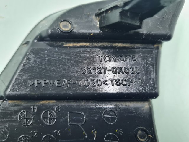 521270K030 TOYOTA Заглушка (решетка) противотуманных фар бампера переднего правая купить в Ровно