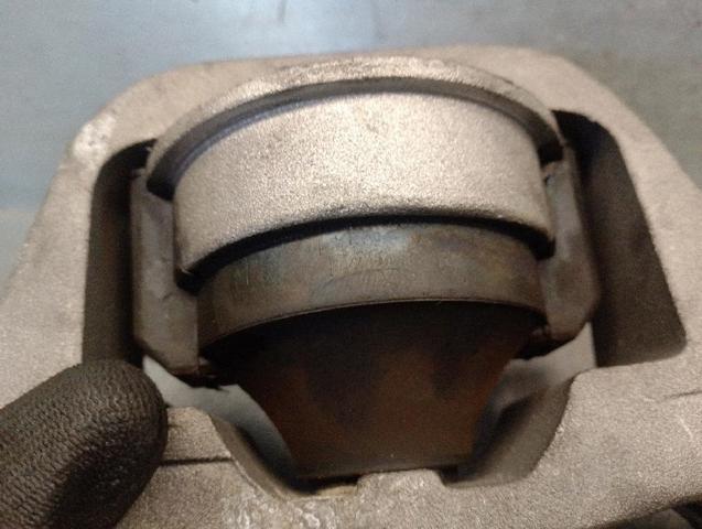 FORD 5224617 Правая подушка двигателя в наличии Кривой Рог