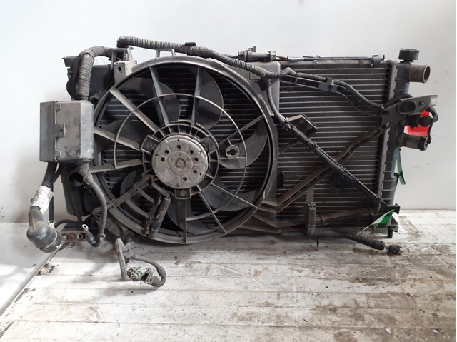 Condensador de ar condicionado / radiador para Opel Vectra B 1.7 TD (F19)x20DTH 52464526