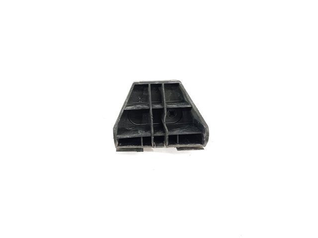TOYOTA 5256205010 Кронштейн бампера заднего правый в наличии Чернигов