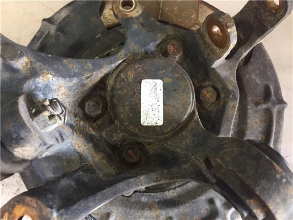 HYUNDAI 527201H000 Цапфа (поворотный кулак) задний правый в наличии Запорожье