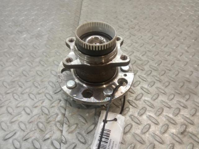 Cubo traseiro 527303S200 HYUNDAI