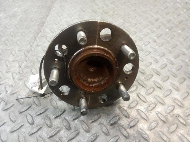 Cubo traseiro 527303S200 HYUNDAI