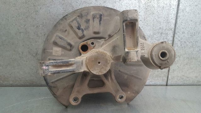 527602D100 HYUNDAI Цапфа задняя правая купить в Киев