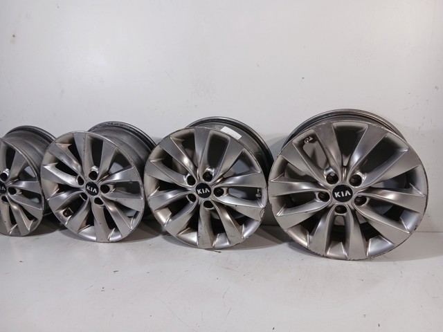 HYUNDAI 52910D4250 Диски колесные в наличии Ирпень