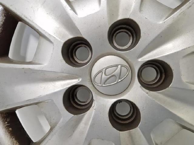 529602L000 HYUNDAI Колпаки купить в Винница