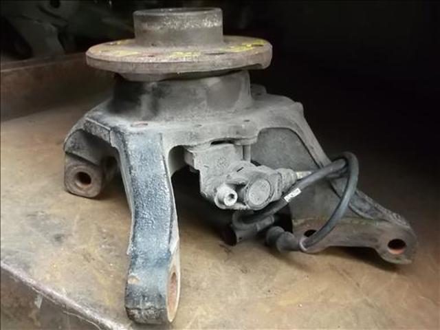 OPEL 5308021 Цапфа передняя левая в наличии Полтава