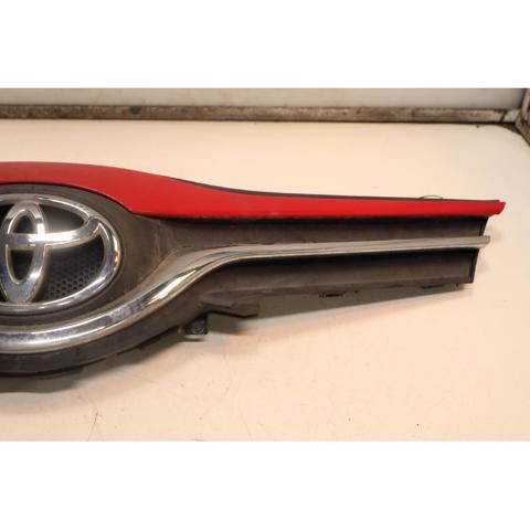 531010D660 TOYOTA Решетка радиатора купить в Кривой Рог