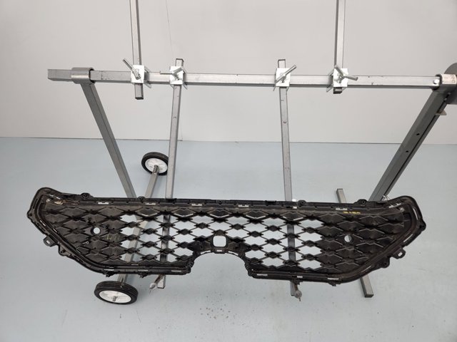 5310242010 TOYOTA Решетка радиатора купить в Полтава