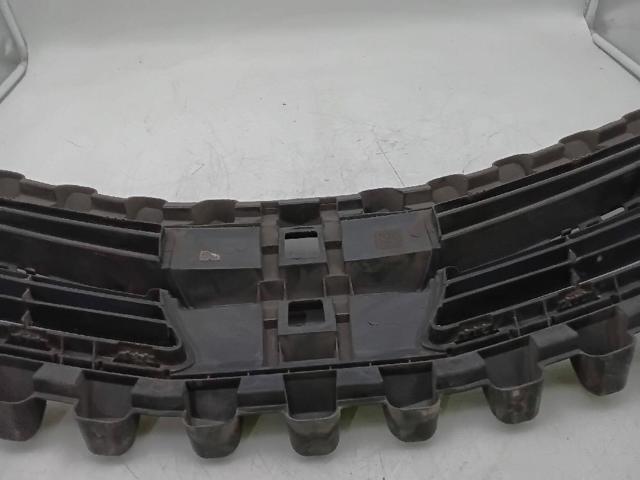 531110F060 TOYOTA Решетка радиатора купить в Винница
