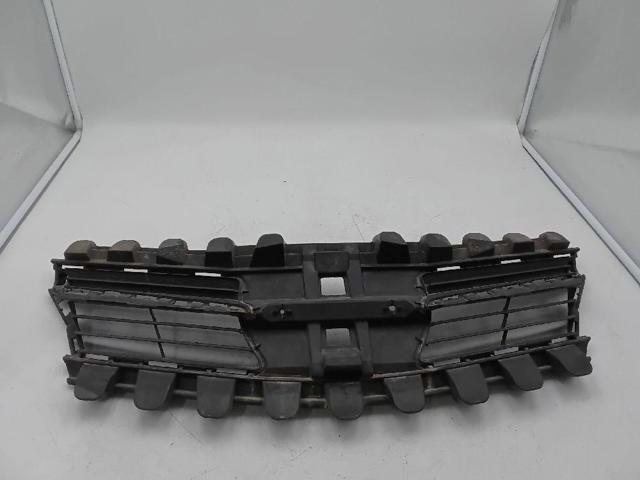TOYOTA 531110F060 Решетка радиатора в наличии Житомир