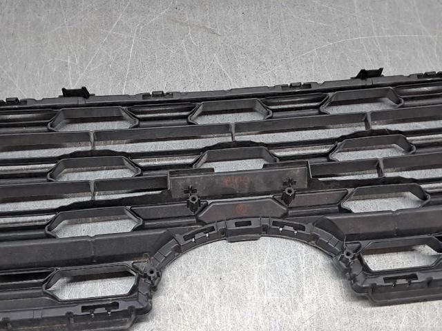 Grelha do radiador Toyota RAV4 5 A5