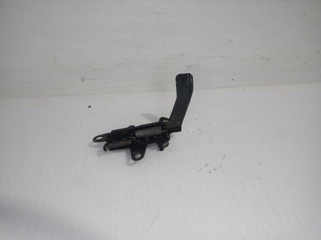 Fecho da capota Toyota RAV4 2 XA2