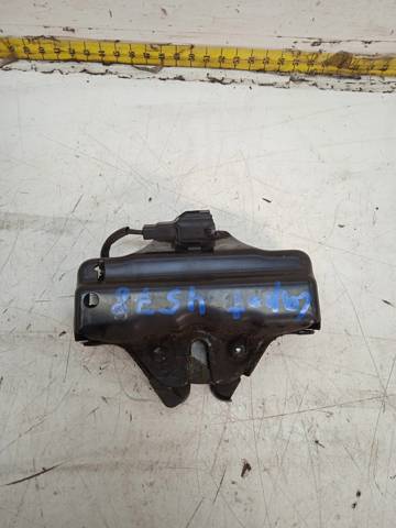 Fecho da capota 5351048070 Toyota/Lexus