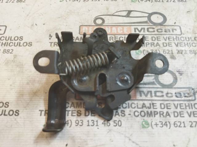 Fecho da capota 5351052300 Toyota