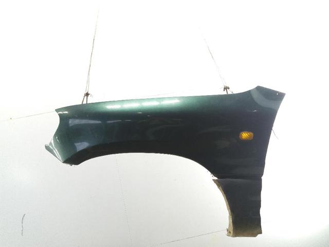 Pára-lama dianteiro esquerdo Toyota RAV4 SXA 10