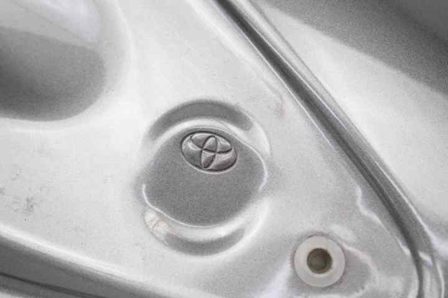 TOYOTA 5381152390 Крыло переднее правое в наличии Запорожье